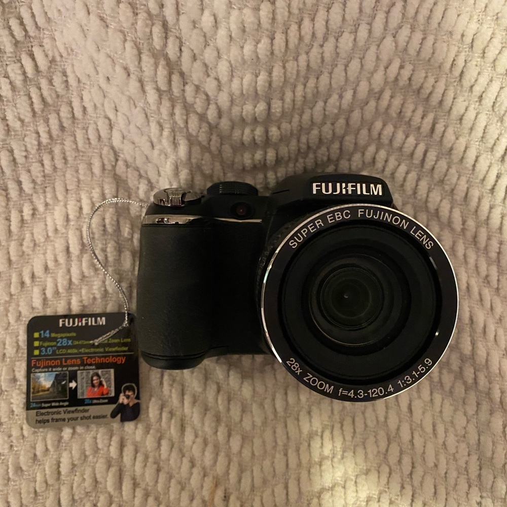 Digital camera